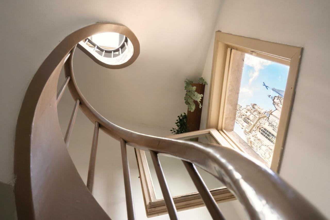 Апартаменты Tempel Triplex & Duplex At Historic Heart Of Антверпен Экстерьер фото
