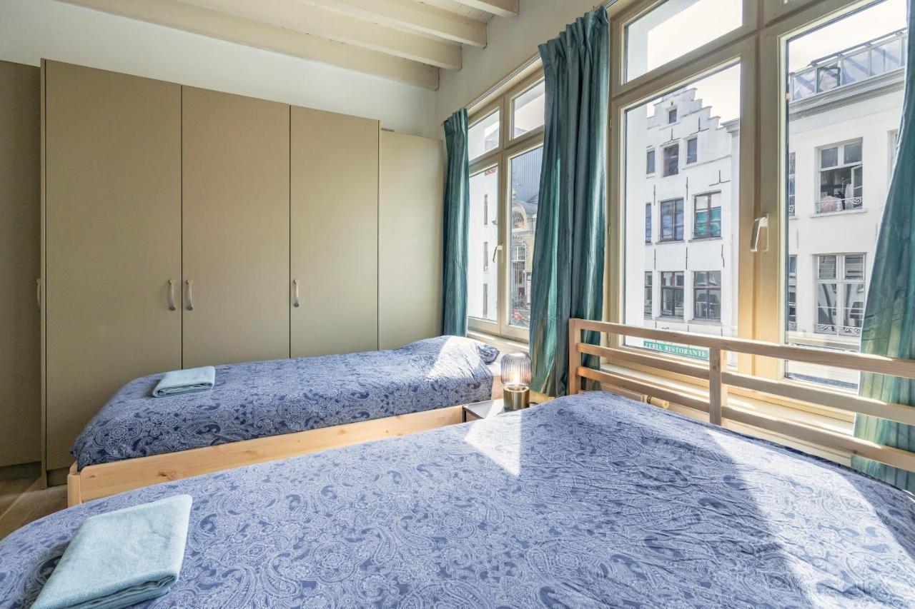 Апартаменты Tempel Triplex & Duplex At Historic Heart Of Антверпен Экстерьер фото
