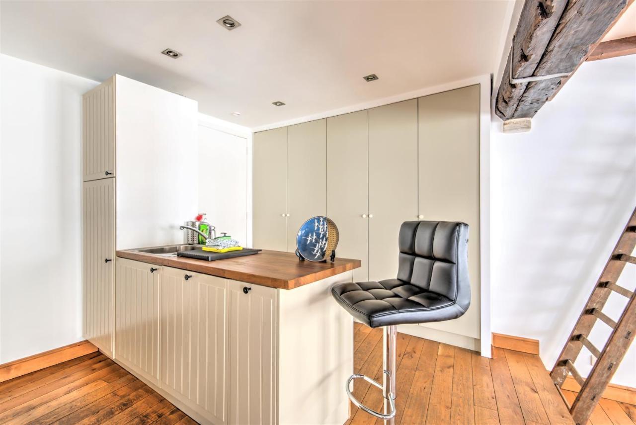 Апартаменты Tempel Triplex & Duplex At Historic Heart Of Антверпен Экстерьер фото
